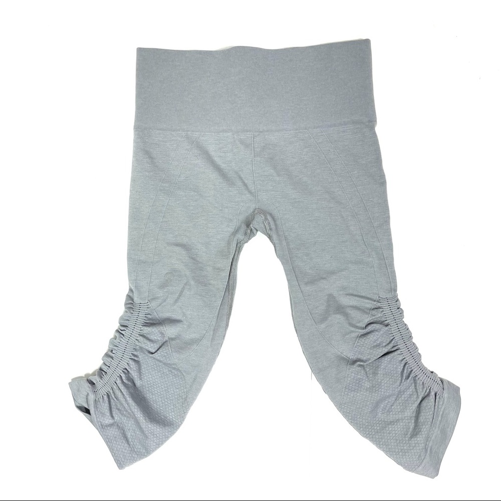 Lululemon Flow & Go Rouched Cropped Leggings